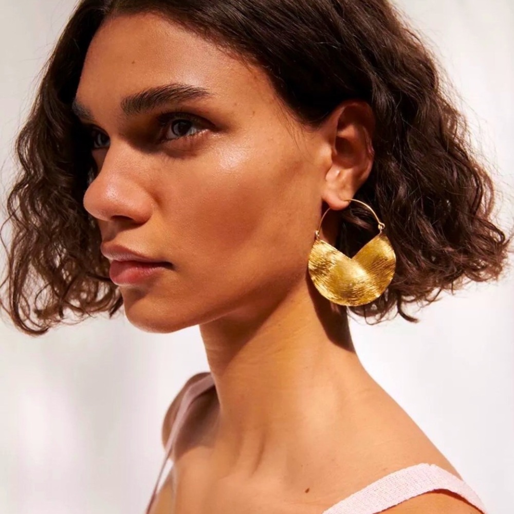 ✨3for$38  New Zara Textured Semicircle Hoop Earrings - Picture 2 of 16